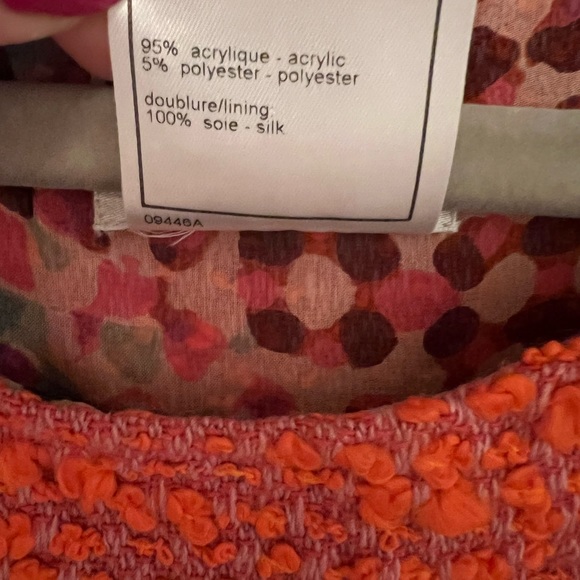 Classic Chanel boucle top - Picture 6 of 6